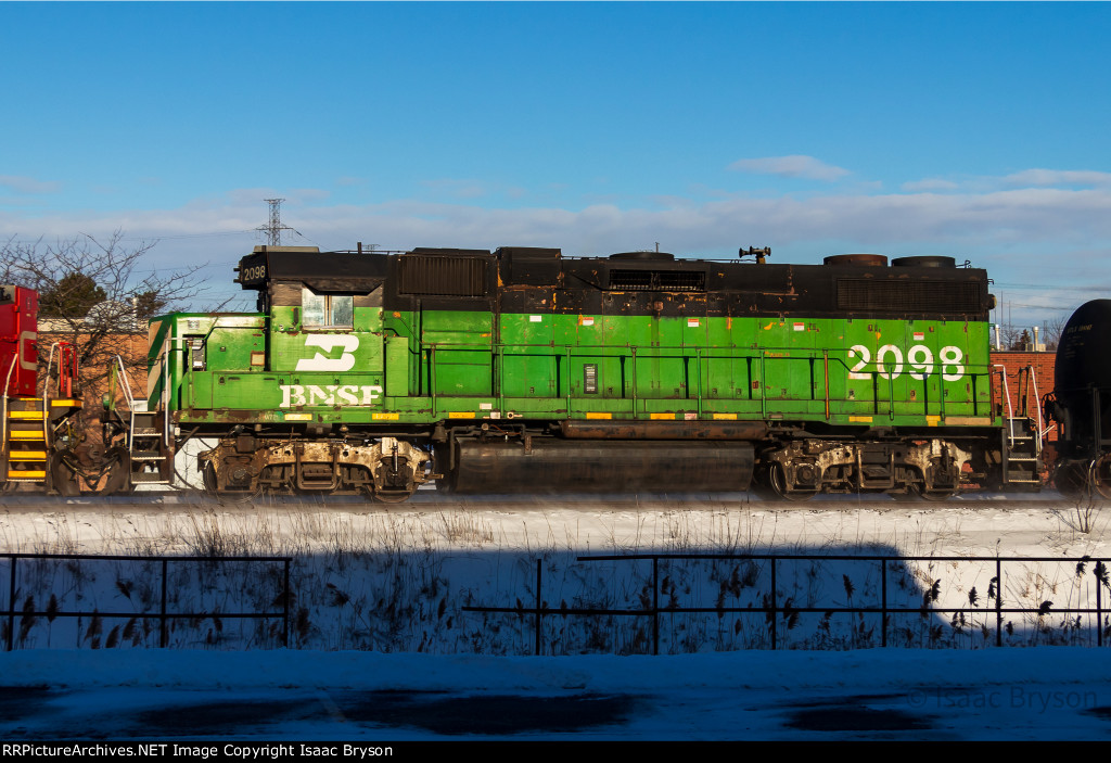 BNSF 2098